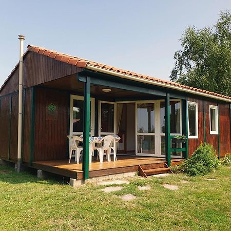 Les Chalets Du Quignon Autry-le-Chatel Exterior photo