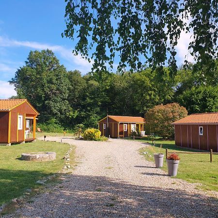 Les Chalets Du Quignon Autry-le-Chatel Exterior photo