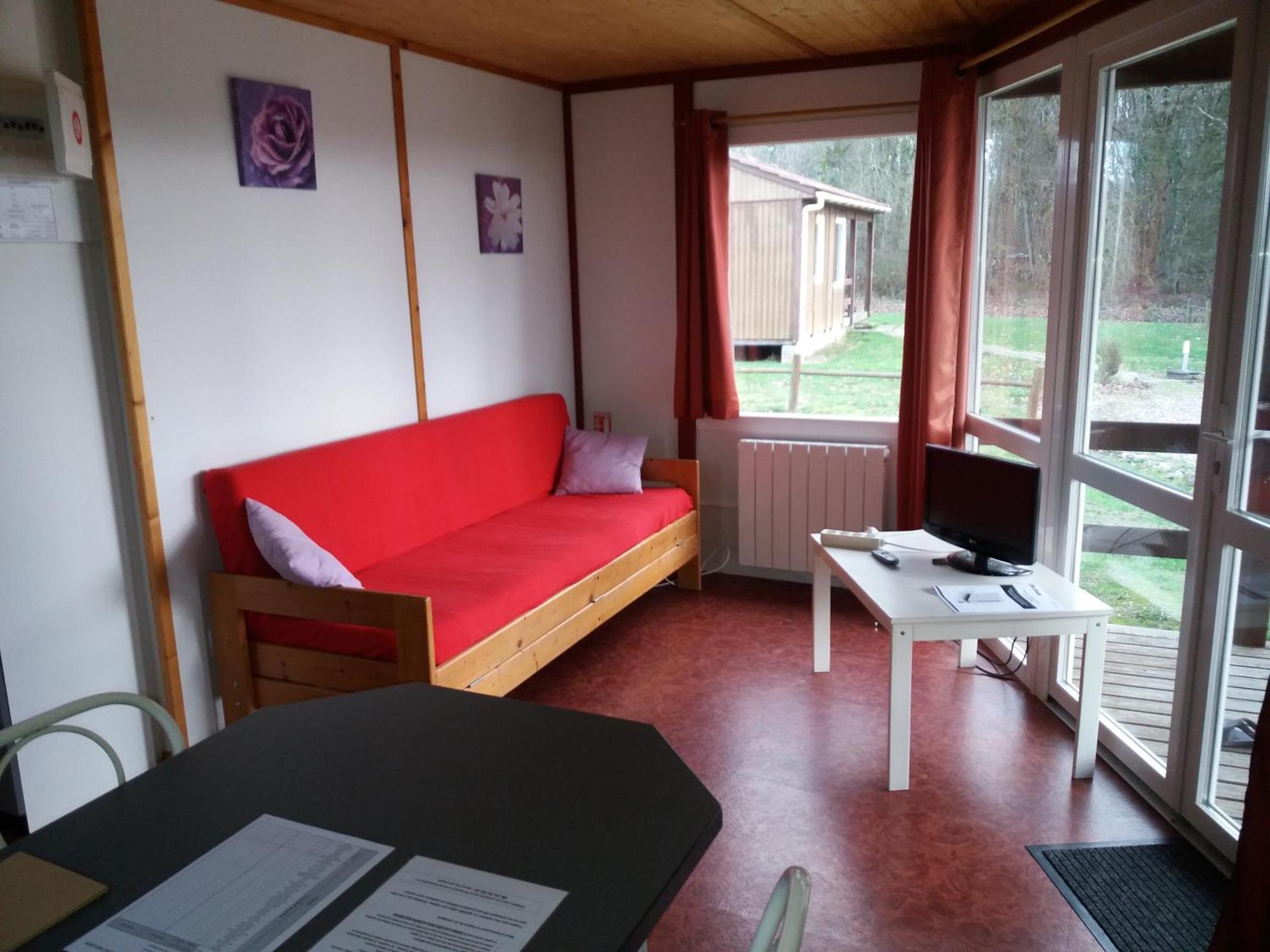 Les Chalets Du Quignon Autry-le-Chatel Room photo